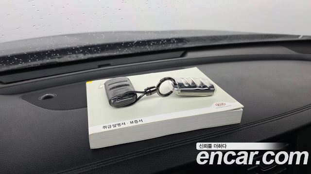 Kia K7 2017 — photo 26