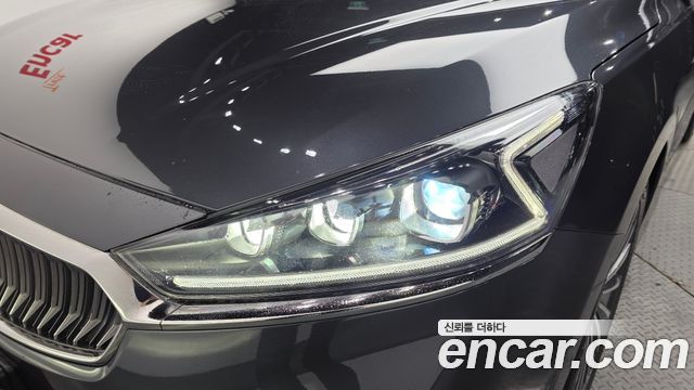 Kia K7 2017 — photo 8