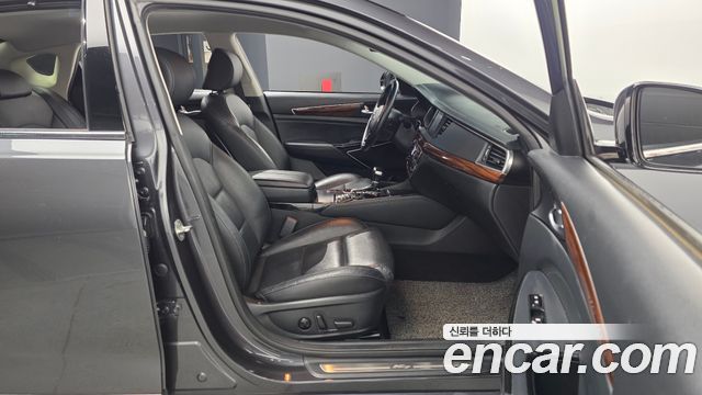 Kia K7 2017 — photo 16