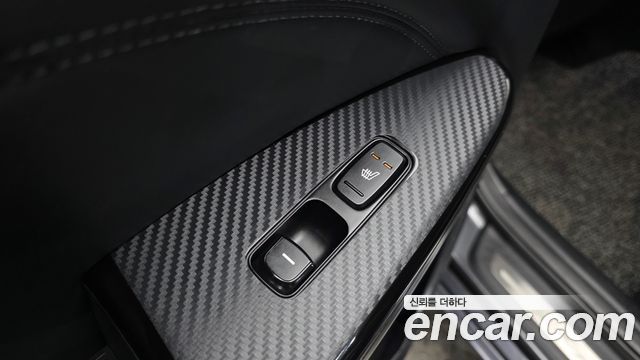 Kia K7 2017 — photo 29