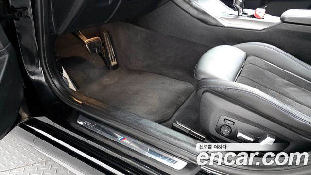 BMW 3-Series 2021 — photo 30