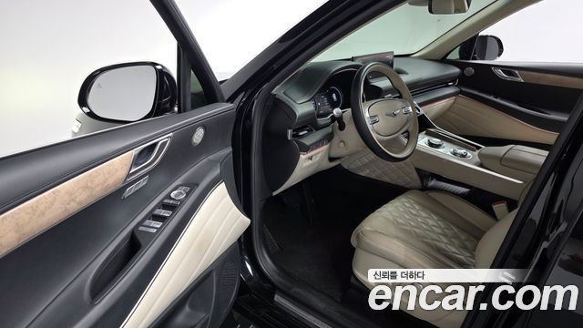Genesis GV80 2023 — photo 13