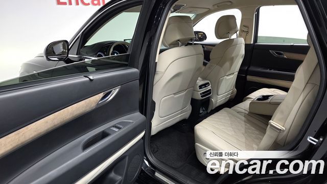 Genesis GV80 2023 — photo 18