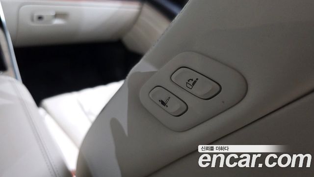 Genesis GV80 2023 — photo 30