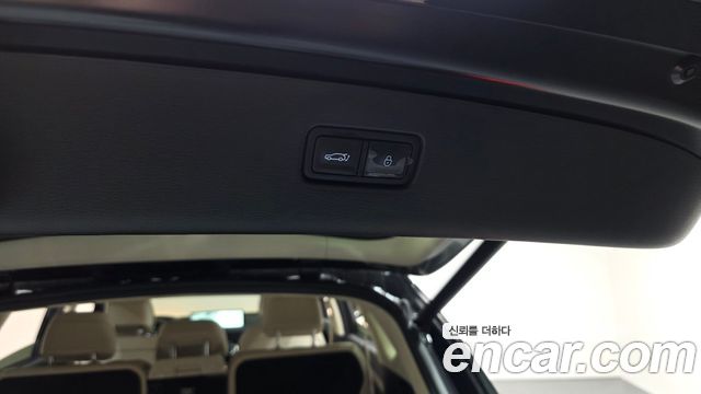 Genesis GV80 2023 — photo 32