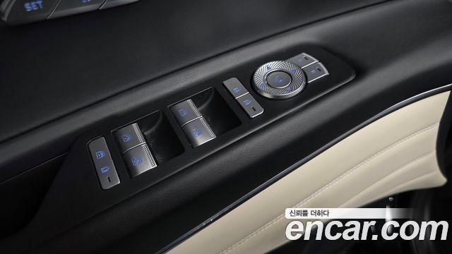 Genesis GV80 2023 — photo 35