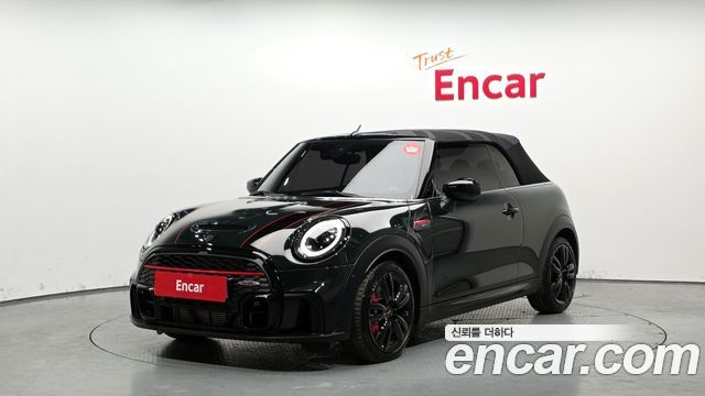 Mini Cooper Convertible 2024 — photo 34
