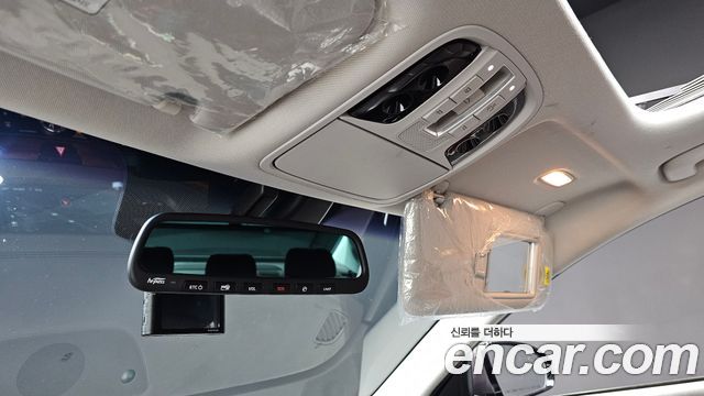 Kia K7 2017 — photo 14