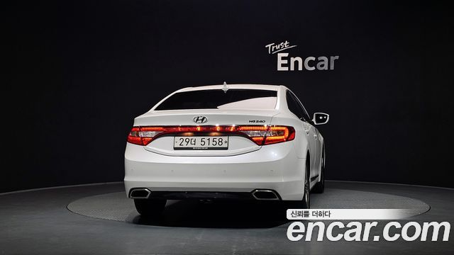 Hyundai Grandeur 2015 — photo 4