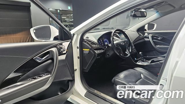 Hyundai Grandeur 2015 — photo 13