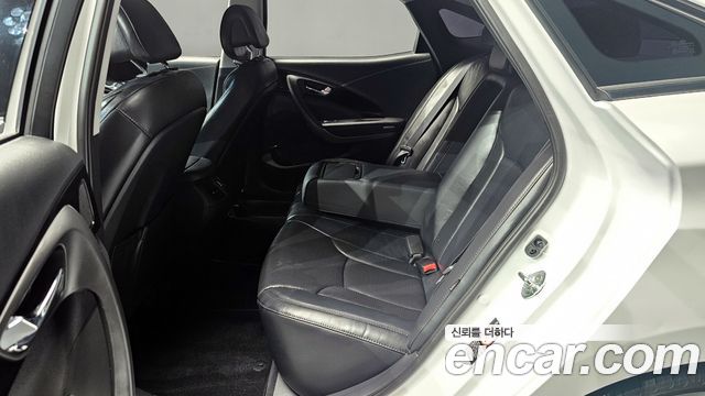 Hyundai Grandeur 2015 — photo 18