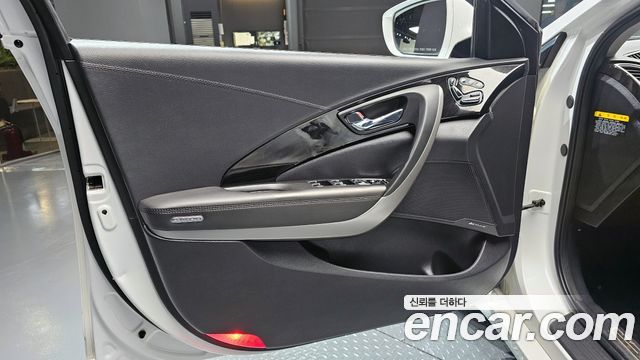 Hyundai Grandeur 2015 — photo 14