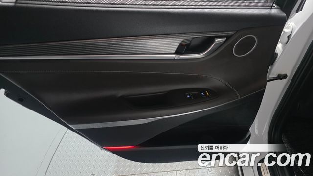 Hyundai Grandeur 2017 — photo 15