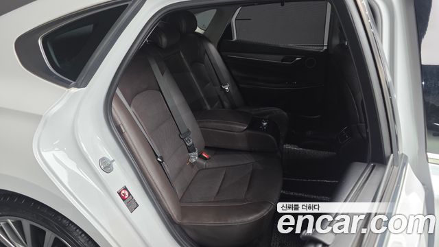 Hyundai Grandeur 2017 — photo 16