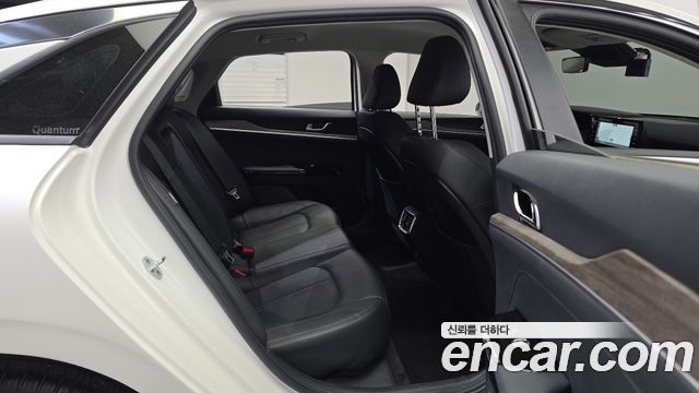 Kia K5 2022 — photo 11