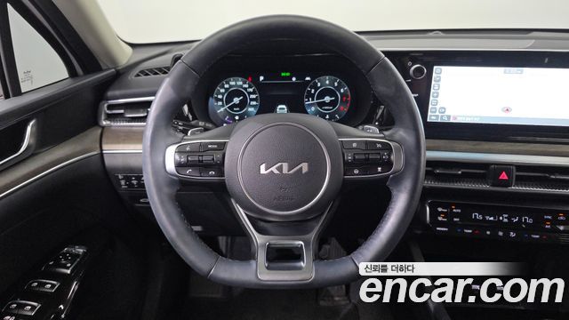 Kia K5 2022 — photo 15
