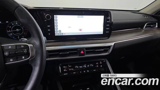 Kia K5 2022 — photo 16