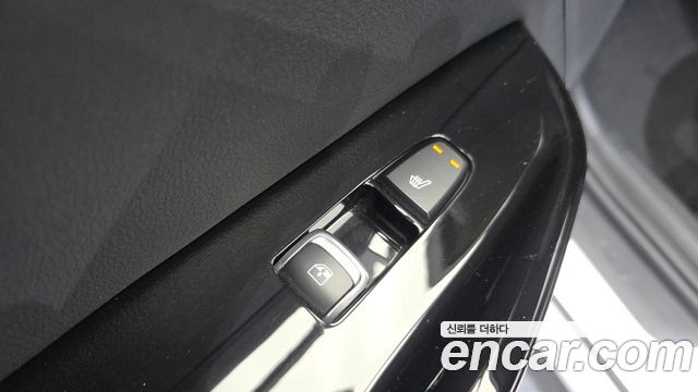 Kia K5 2022 — photo 19