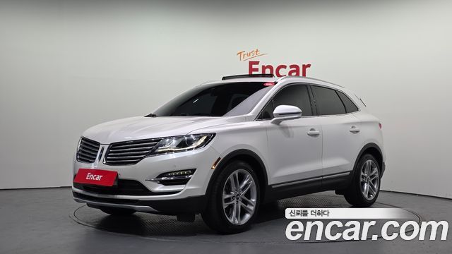 Lincoln MKC 2015 — photo 1