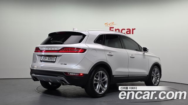 Lincoln MKC 2015 — photo 2