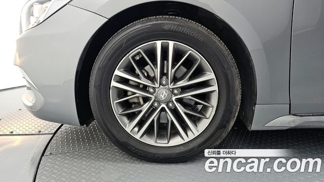 Hyundai Grandeur 2017 — photo 5