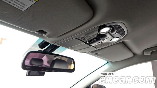 Hyundai Grandeur 2017 — photo 18