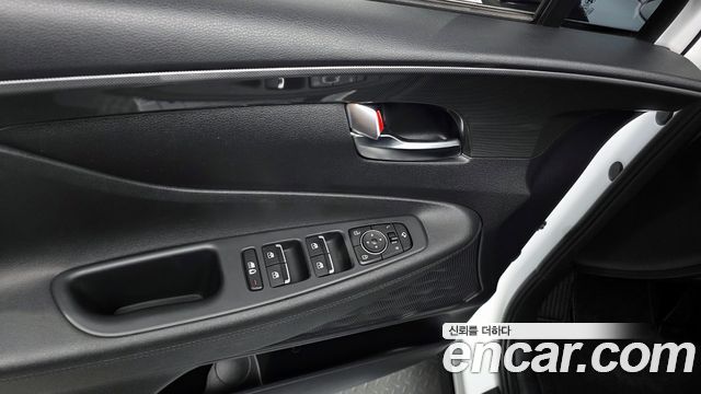 Hyundai Santafe 2021 — photo 27