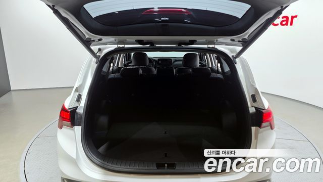 Hyundai Santafe 2021 — photo 28