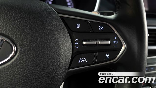Hyundai Santafe 2021 — photo 39