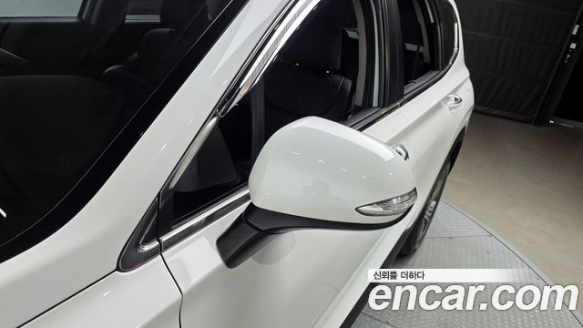 Hyundai Santafe 2021 — photo 41