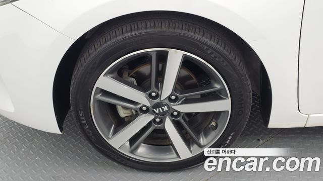 Kia K3 2017 — photo 5