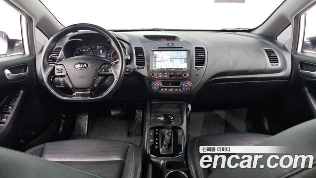 Kia K3 2017 — photo 7