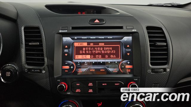 Kia K3 2017 — photo 14