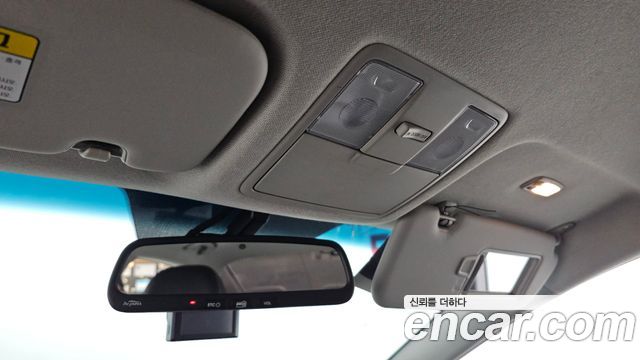 Kia K3 2017 — photo 17
