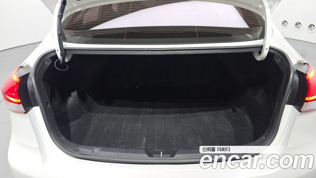 Kia K3 2017 — photo 20