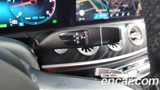 Mercedes-Benz CLS-Class 2022 — photo 12