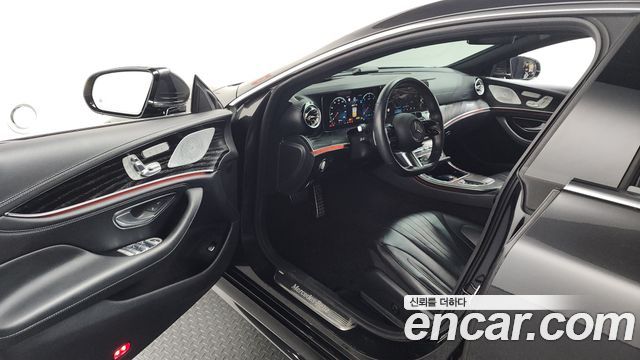 Mercedes-Benz CLS-Class 2022 — photo 13
