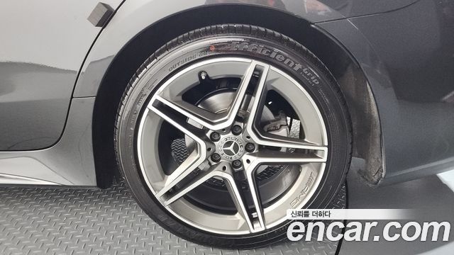 Mercedes-Benz CLS-Class 2022 — photo 7