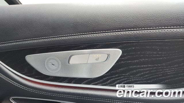 Mercedes-Benz CLS-Class 2022 — photo 33
