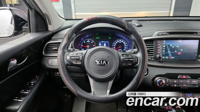 Kia Sorento 2015 — photo 18