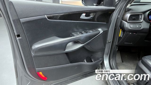 Kia Sorento 2015 — photo 14