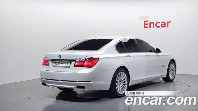 BMW 7-Series 2014 — photo 2