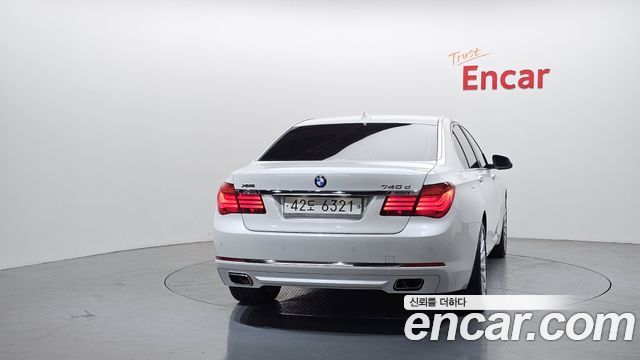 BMW 7-Series 2014 — photo 4