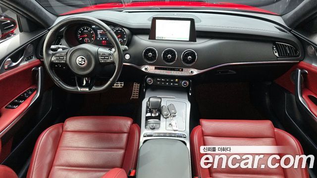 Kia Stinger 2019 — photo 10