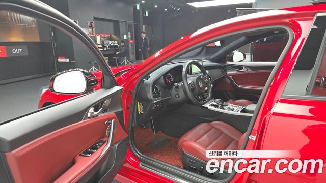 Kia Stinger 2019 — photo 13