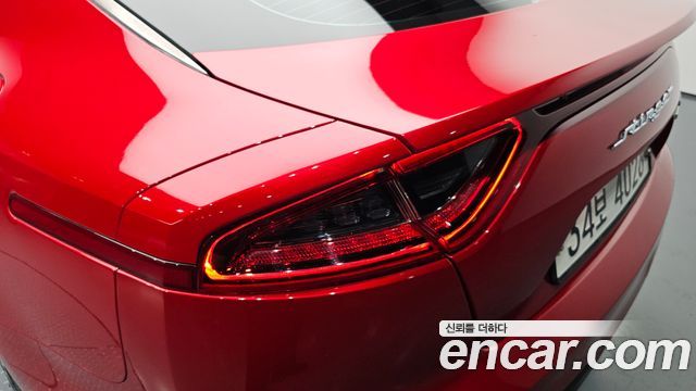Kia Stinger 2019 — photo 9