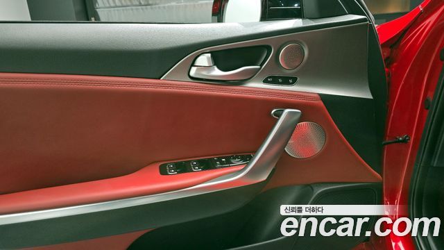 Kia Stinger 2019 — photo 14