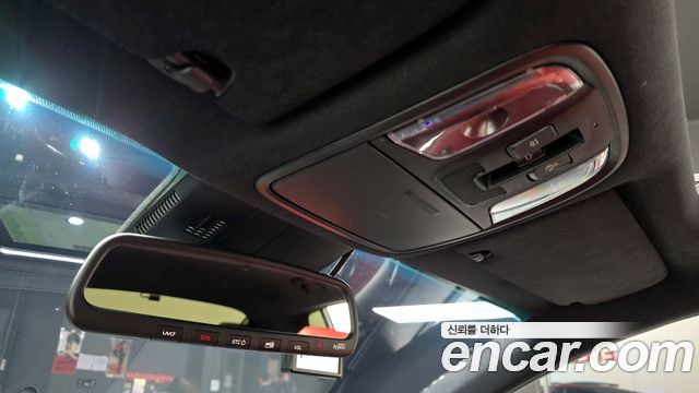 Kia Stinger 2019 — photo 34