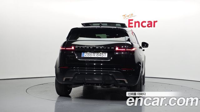 Land Rover Range Rover Evoque 2025 — photo 4