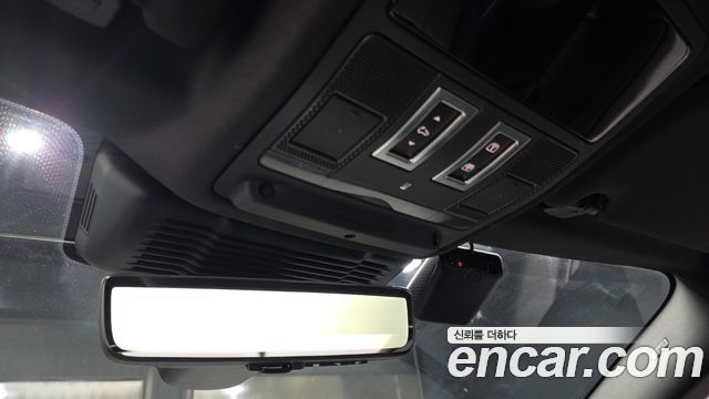 Land Rover Range Rover Evoque 2025 — photo 17